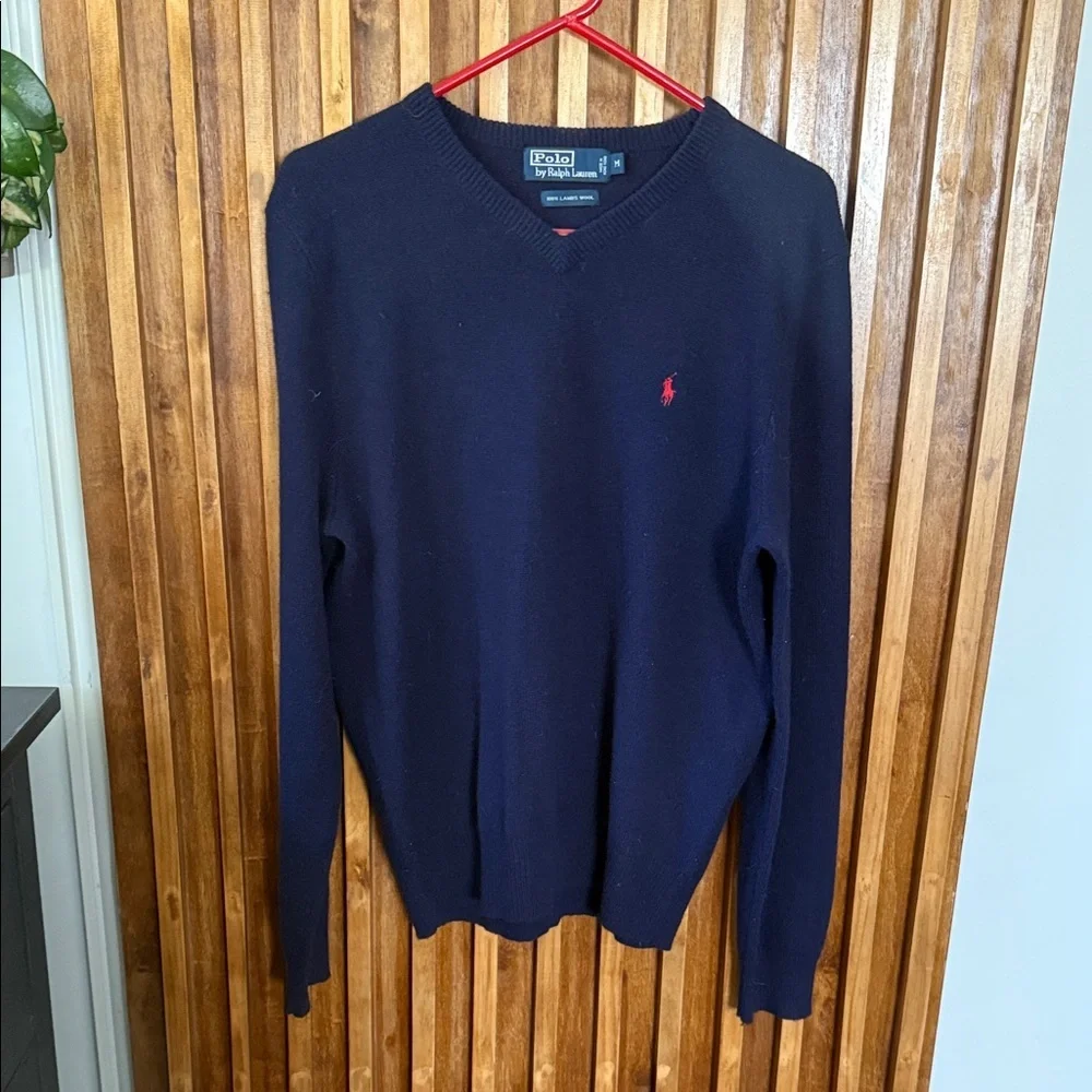 Vintage Polo Ralph Lauren 100% Merino Wool V neck Unisex Sweater. M